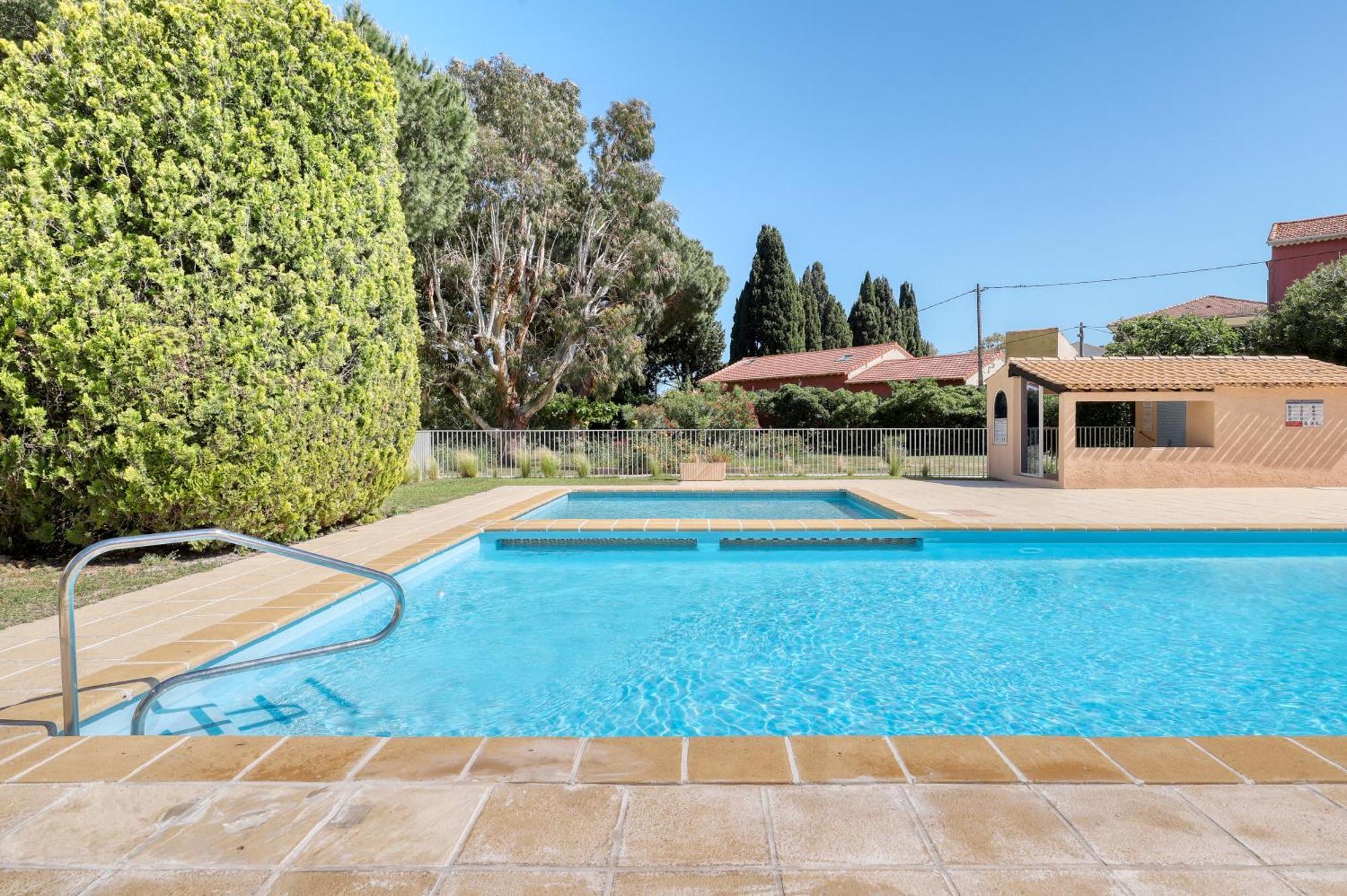 Magnificent Newly Renovated Close To Beach & Swimming Pool Le Lavandou Bagian luar foto