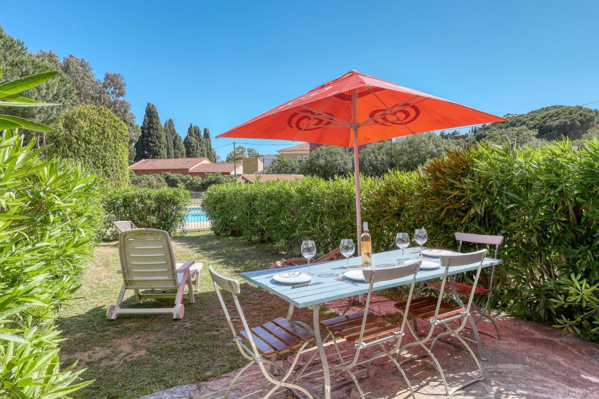 Magnificent Newly Renovated Close To Beach & Swimming Pool Le Lavandou Bagian luar foto