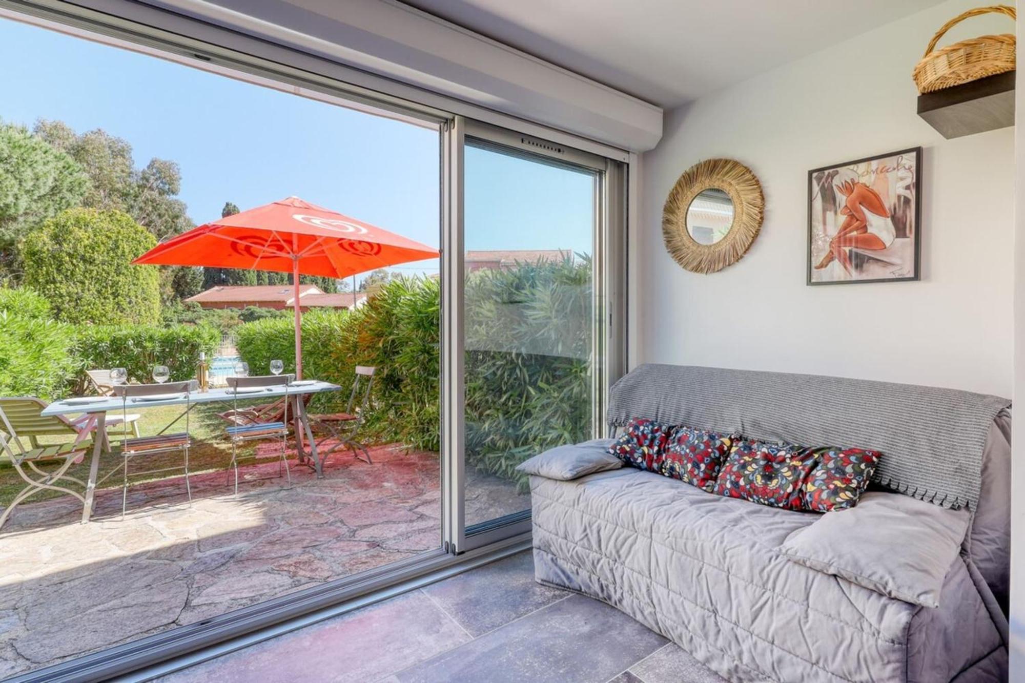 Magnificent Newly Renovated Close To Beach & Swimming Pool Le Lavandou Bagian luar foto